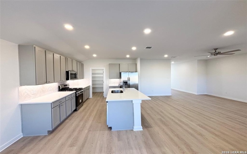 415 Salamander, San Marcos, TX 78666, 3 Bedrooms Bedrooms, ,2 BathroomsBathrooms,Residential,For Sale,415 Salamander,0,1946607