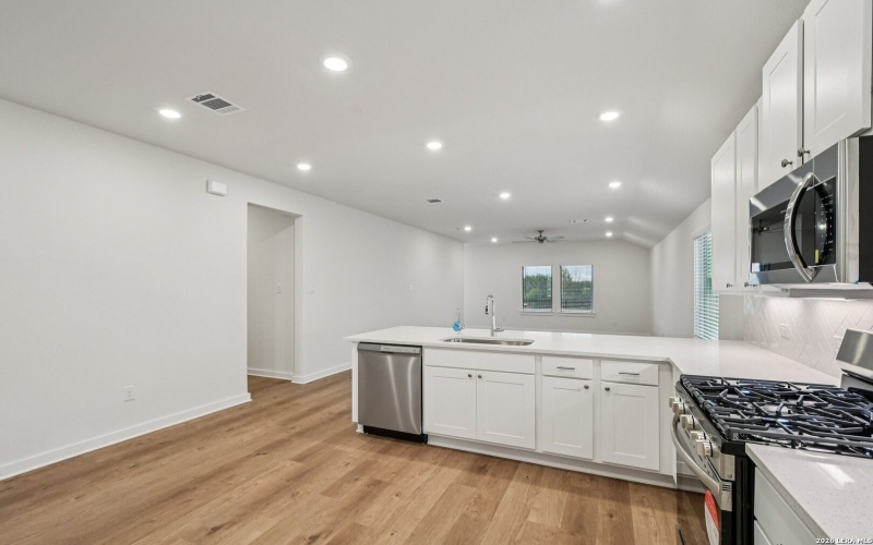 502 Salamander, San Marcos, TX 78666, 3 Bedrooms Bedrooms, ,2 BathroomsBathrooms,Residential,For Sale,502 Salamander,0,1946728