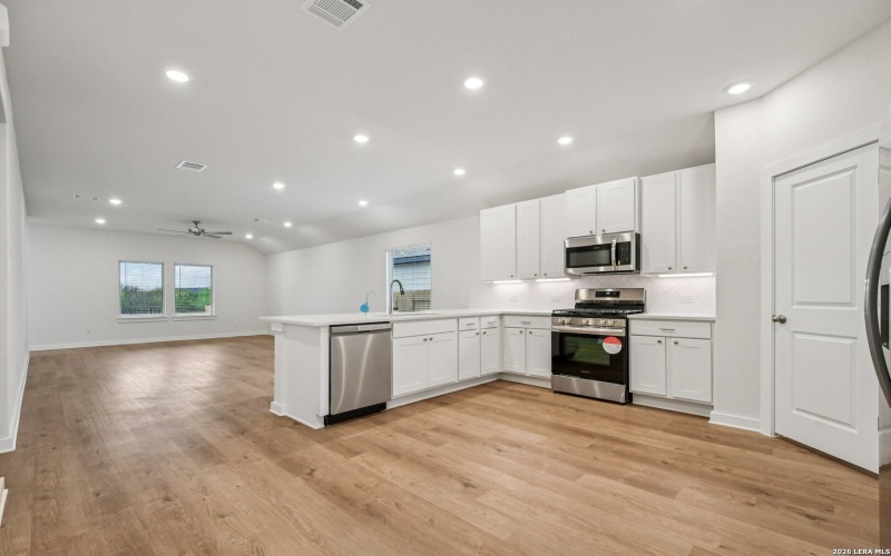 502 Salamander, San Marcos, TX 78666, 3 Bedrooms Bedrooms, ,2 BathroomsBathrooms,Residential,For Sale,502 Salamander,0,1946728