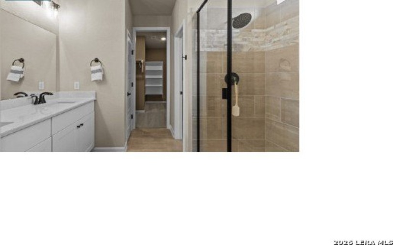 15523 Bonnethead Road, San Antonio, TX 78245-7208, 5 Habitaciones Habitaciones , ,2 BañosBaños,Residential,En Venta,15523 Bonnethead Road,0,1948017