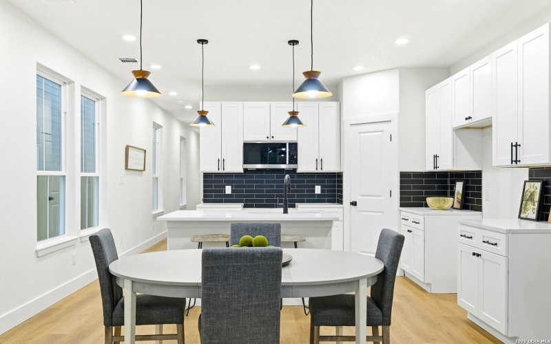 1801 W Southcross Blvd, San Antonio, TX 78211, 3 Bedrooms Bedrooms, ,3 BathroomsBathrooms,Residential,For Sale,1801 W Southcross Blvd,0,1950159