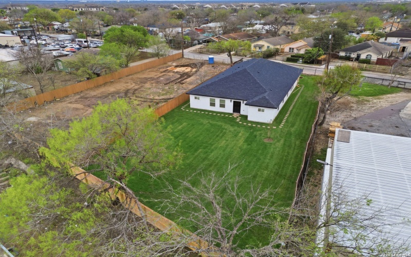 1635 E Chavaneaux, San Antonio, TX 78214, 4 Habitaciones Habitaciones , ,3 BañosBaños,Residential,En Venta,1635 E Chavaneaux,0,1950169