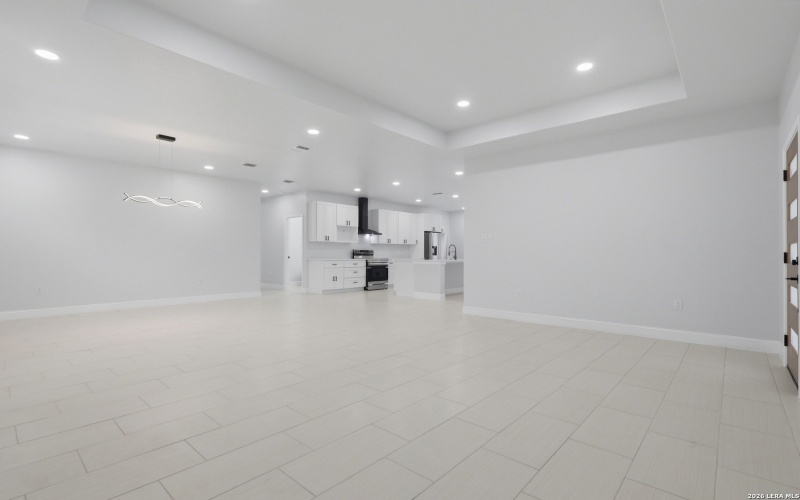 1635 E Chavaneaux, San Antonio, TX 78214, 4 Habitaciones Habitaciones , ,3 BañosBaños,Residential,En Venta,1635 E Chavaneaux,0,1950169