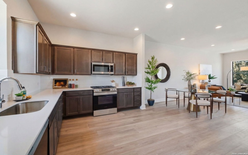 7924 Kennedy Hill unit: 2, San Antonio, TX 78235, 3 Bedrooms Bedrooms, ,3 BathroomsBathrooms,Residential,For Sale,7924 Kennedy Hill unit: 2,0,1950749