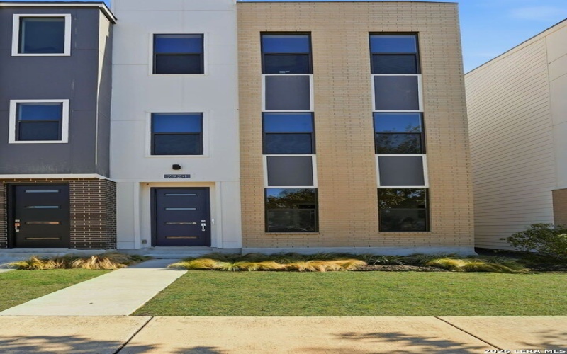 7924 Kennedy Hill unit: 2, San Antonio, TX 78235, 3 Bedrooms Bedrooms, ,3 BathroomsBathrooms,Residential,For Sale,7924 Kennedy Hill unit: 2,0,1950749