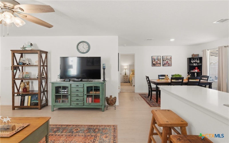 323 Alta Vista Terrace, Seguin, TX 78155, 3 Bedrooms Bedrooms, ,2 BathroomsBathrooms,Residential,For Sale,323 Alta Vista Terrace,0,608495