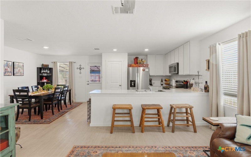 323 Alta Vista Terrace, Seguin, TX 78155, 3 Bedrooms Bedrooms, ,2 BathroomsBathrooms,Residential,For Sale,323 Alta Vista Terrace,0,608495