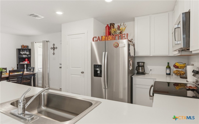 323 Alta Vista Terrace, Seguin, TX 78155, 3 Bedrooms Bedrooms, ,2 BathroomsBathrooms,Residential,For Sale,323 Alta Vista Terrace,0,608495