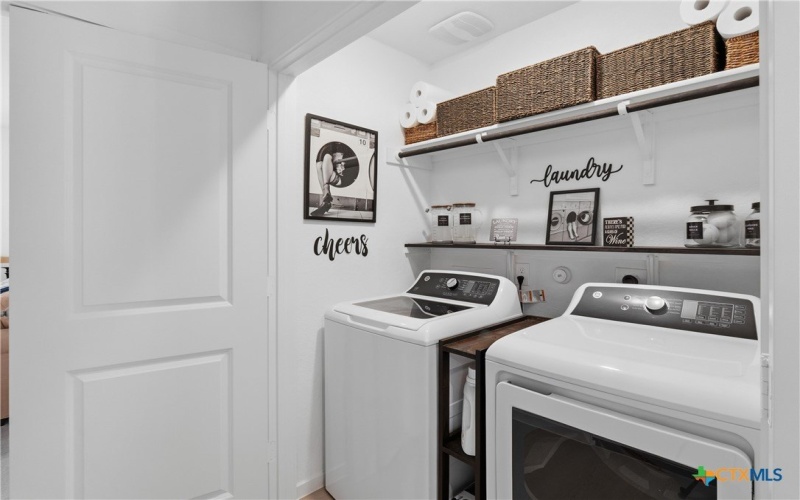 323 Alta Vista Terrace, Seguin, TX 78155, 3 Bedrooms Bedrooms, ,2 BathroomsBathrooms,Residential,For Sale,323 Alta Vista Terrace,0,608495