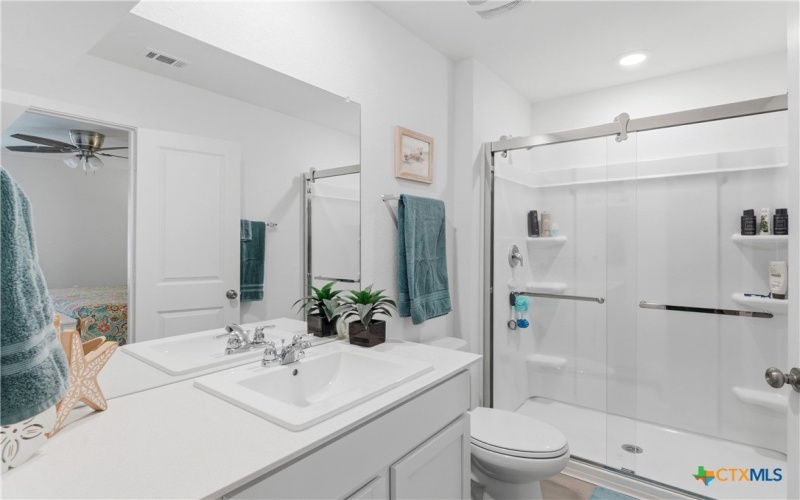 323 Alta Vista Terrace, Seguin, TX 78155, 3 Bedrooms Bedrooms, ,2 BathroomsBathrooms,Residential,For Sale,323 Alta Vista Terrace,0,608495