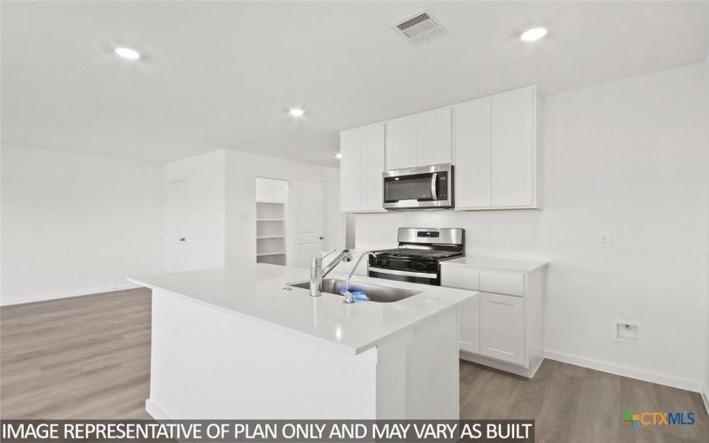 168 Baby Calf Roping Road, Jarrell, TX 76537, 6 Habitaciones Habitaciones , ,2 BañosBaños,Residential,En Venta,168 Baby Calf Roping Road,0,608505