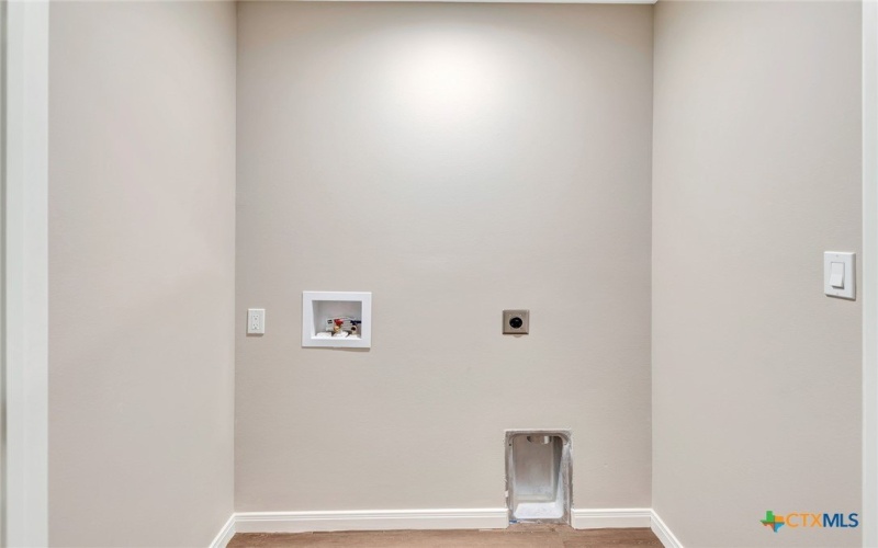 112 Missy Lane, Victoria, TX 77901, 3 Bedrooms Bedrooms, ,2 BathroomsBathrooms,Residential,For Sale,112 Missy Lane,0,608159