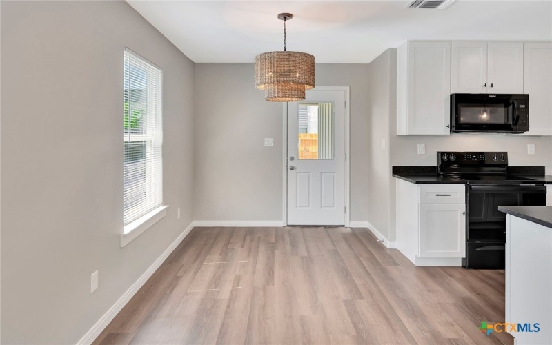 112 Missy Lane, Victoria, TX 77901, 3 Bedrooms Bedrooms, ,2 BathroomsBathrooms,Residential,For Sale,112 Missy Lane,0,608159