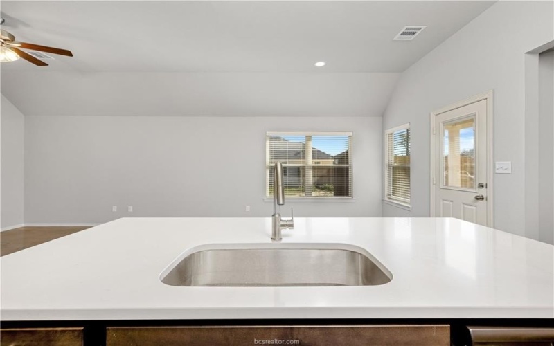 1219 High Street, Navasota, TX 77868, 3 Bedrooms Bedrooms, ,2 BathroomsBathrooms,Residential,For Sale,1219 High Street,0,26003841