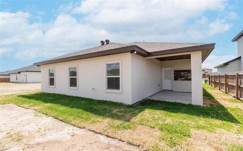 2911 E Q Avenue, Hidalgo, TX 78557, 4 Bedrooms Bedrooms, ,2 BathroomsBathrooms,Residential,For Sale,2911 E Q Avenue,0,500255
