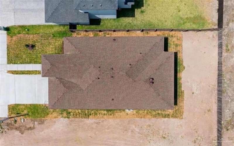 2911 E Q Avenue, Hidalgo, TX 78557, 4 Bedrooms Bedrooms, ,2 BathroomsBathrooms,Residential,For Sale,2911 E Q Avenue,0,500255