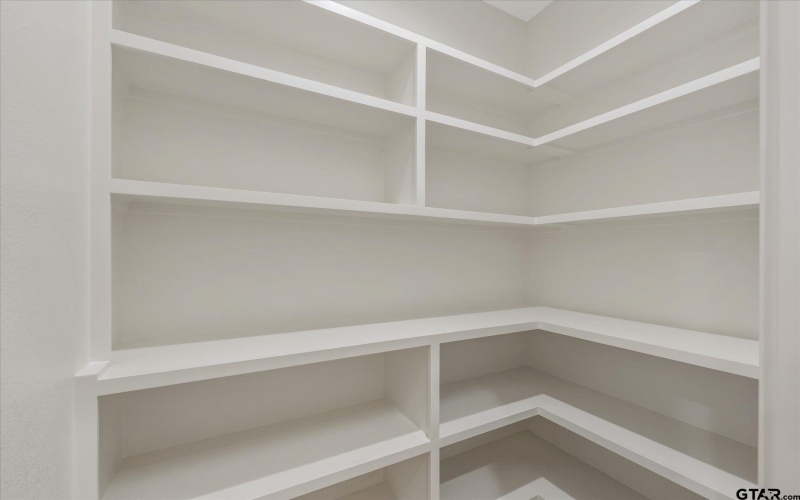 7146 HOLLY SQUARE CT., Tyler, TX 75703, 3 Habitaciones Habitaciones , ,2 BañosBaños,Residential,En Venta,7146 HOLLY SQUARE CT.,0,26004281