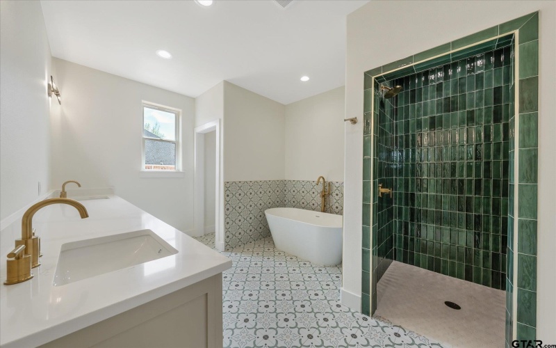 7146 HOLLY SQUARE CT., Tyler, TX 75703, 3 Habitaciones Habitaciones , ,2 BañosBaños,Residential,En Venta,7146 HOLLY SQUARE CT.,0,26004281