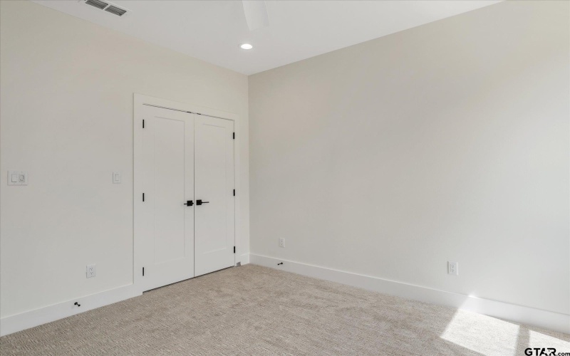 7146 HOLLY SQUARE CT., Tyler, TX 75703, 3 Habitaciones Habitaciones , ,2 BañosBaños,Residential,En Venta,7146 HOLLY SQUARE CT.,0,26004281