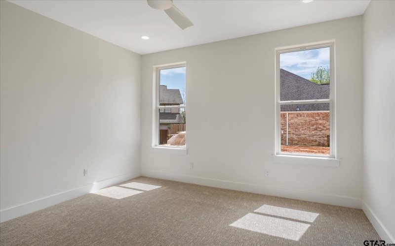 7146 HOLLY SQUARE CT., Tyler, TX 75703, 3 Habitaciones Habitaciones , ,2 BañosBaños,Residential,En Venta,7146 HOLLY SQUARE CT.,0,26004281