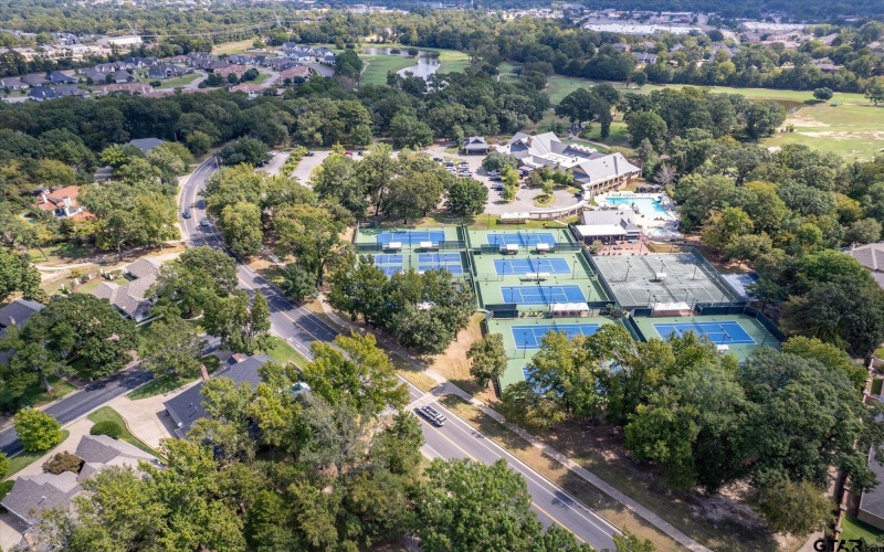 7146 HOLLY SQUARE CT., Tyler, TX 75703, 3 Habitaciones Habitaciones , ,2 BañosBaños,Residential,En Venta,7146 HOLLY SQUARE CT.,0,26004281