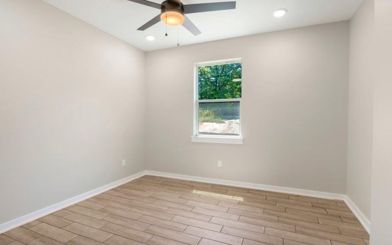 18268 US Jones Dr, Tyler, TX 75705, 4 Bedrooms Bedrooms, ,2 BathroomsBathrooms,Residential,For Sale,18268 US Jones Dr,0,20262144