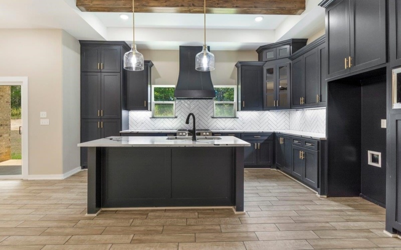 18268 US Jones Dr, Tyler, TX 75705, 4 Bedrooms Bedrooms, ,2 BathroomsBathrooms,Residential,For Sale,18268 US Jones Dr,0,20262144