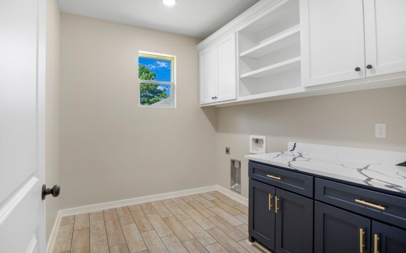 18268 US Jones Dr, Tyler, TX 75705, 4 Bedrooms Bedrooms, ,2 BathroomsBathrooms,Residential,For Sale,18268 US Jones Dr,0,20262144