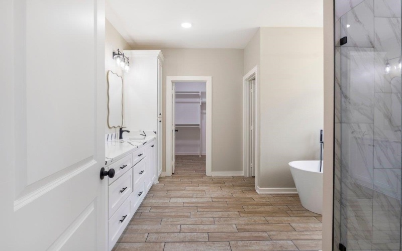 18268 US Jones Dr, Tyler, TX 75705, 4 Bedrooms Bedrooms, ,2 BathroomsBathrooms,Residential,For Sale,18268 US Jones Dr,0,20262144