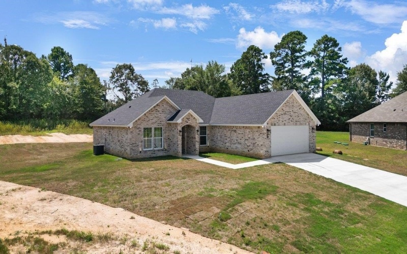 18268 US Jones Dr, Tyler, TX 75705, 4 Bedrooms Bedrooms, ,2 BathroomsBathrooms,Residential,For Sale,18268 US Jones Dr,0,20262144