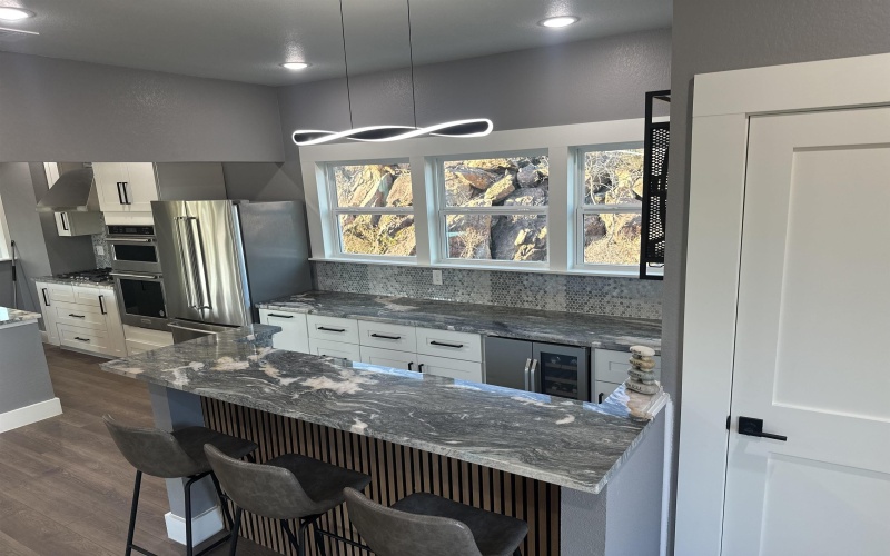 190 Clear Creek Drive, Burnet, TX 78628, 3 Habitaciones Habitaciones , ,2 BañosBaños,Residential,En Venta,190 Clear Creek Drive,0,176576