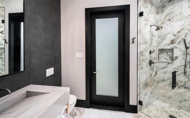 8144 Castlebridge, The Colony, TX 75056, 4 Habitaciones Habitaciones , ,6 BañosBaños,Residential,En Venta,8144 Castlebridge,0,21139540