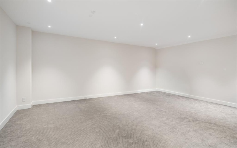 8144 Castlebridge, The Colony, TX 75056, 4 Habitaciones Habitaciones , ,6 BañosBaños,Residential,En Venta,8144 Castlebridge,0,21139540