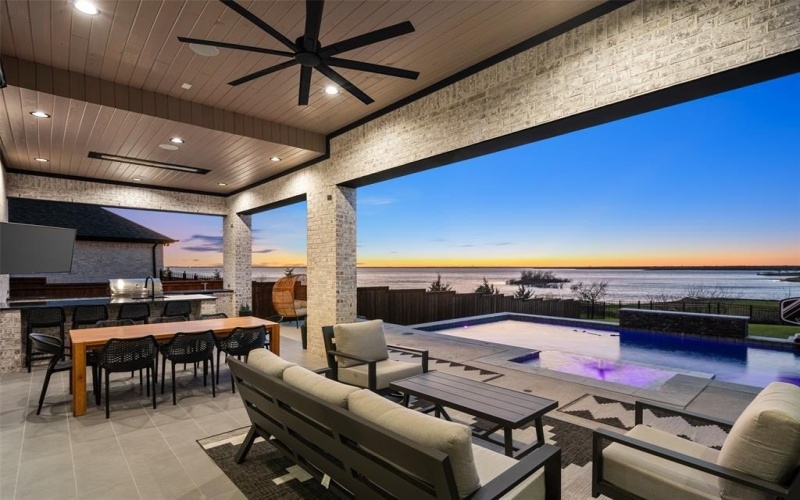 8144 Castlebridge, The Colony, TX 75056, 4 Habitaciones Habitaciones , ,6 BañosBaños,Residential,En Venta,8144 Castlebridge,0,21139540