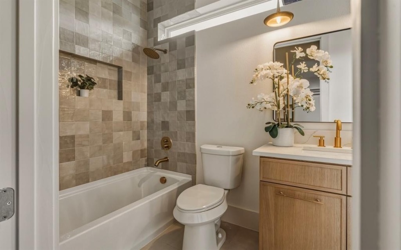 917 Brookwood Drive, Dallas, TX 75224, 4 Bedrooms Bedrooms, ,3 BathroomsBathrooms,Residential,For Sale,917 Brookwood Drive,0,21164701