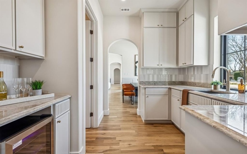 6101 Baymar Lane, Dallas, TX 75252, 4 Habitaciones Habitaciones , ,5 BañosBaños,Residential,En Venta,6101 Baymar Lane,0,21180670