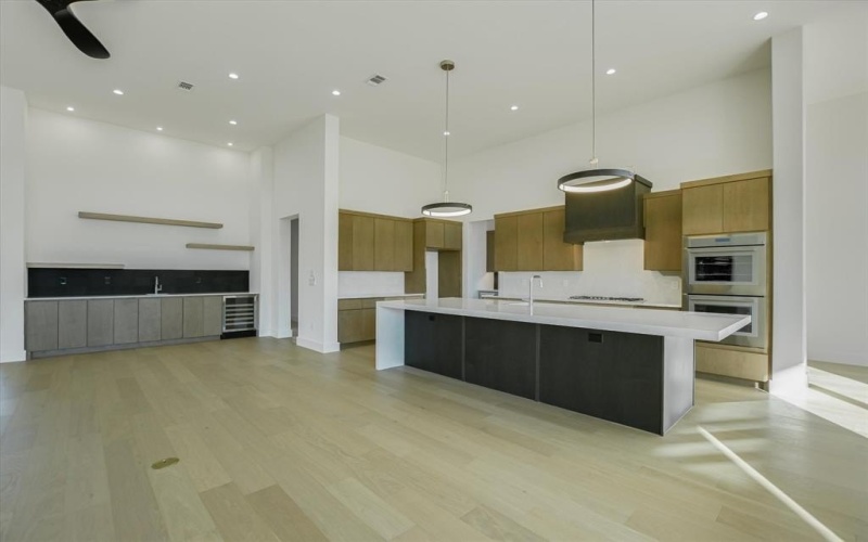 105 Via Roma Court, Horseshoe Bay, TX 78657, 3 Habitaciones Habitaciones , ,3 BañosBaños,Residential,En Venta,105 Via Roma Court,0,21210332