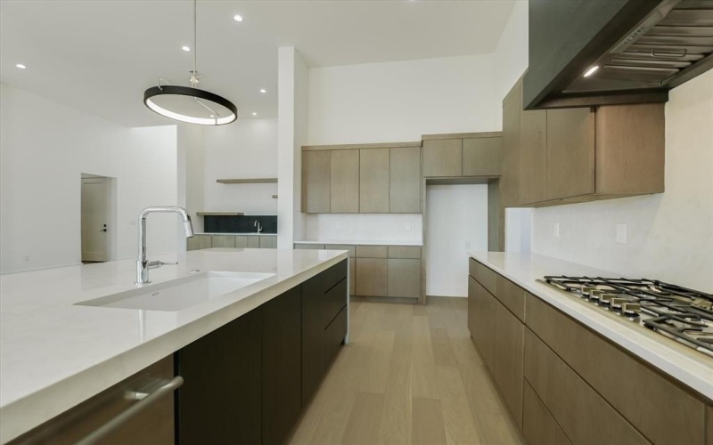 105 Via Roma Court, Horseshoe Bay, TX 78657, 3 Habitaciones Habitaciones , ,3 BañosBaños,Residential,En Venta,105 Via Roma Court,0,21210332