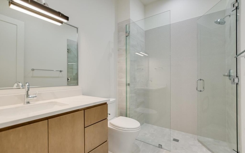 105 Via Roma Court, Horseshoe Bay, TX 78657, 3 Habitaciones Habitaciones , ,3 BañosBaños,Residential,En Venta,105 Via Roma Court,0,21210332