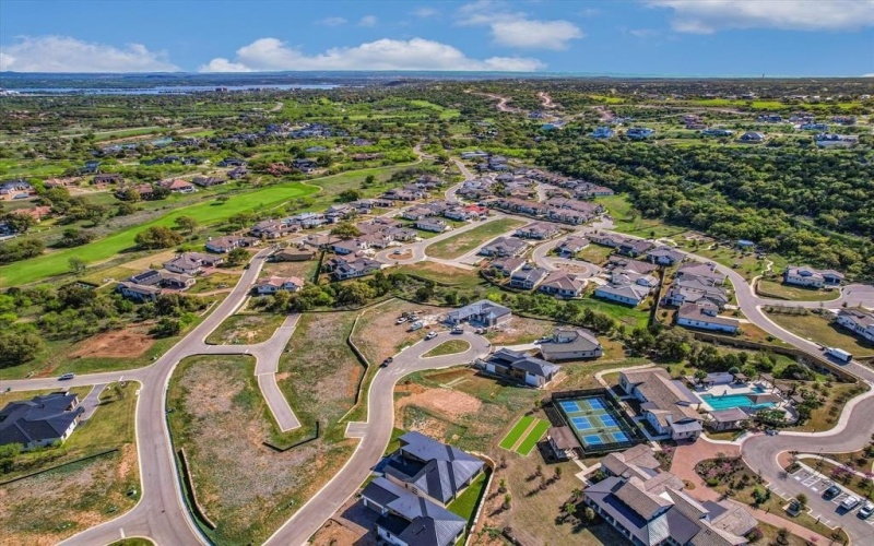 105 Via Roma Court, Horseshoe Bay, TX 78657, 3 Habitaciones Habitaciones , ,3 BañosBaños,Residential,En Venta,105 Via Roma Court,0,21210332