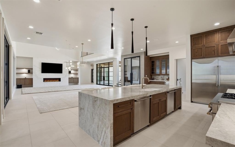 7073 The Resort Boulevard, Fort Worth, TX 76179, 5 Bedrooms Bedrooms, ,6 BathroomsBathrooms,Residential,For Sale,7073 The Resort Boulevard,0,21214200