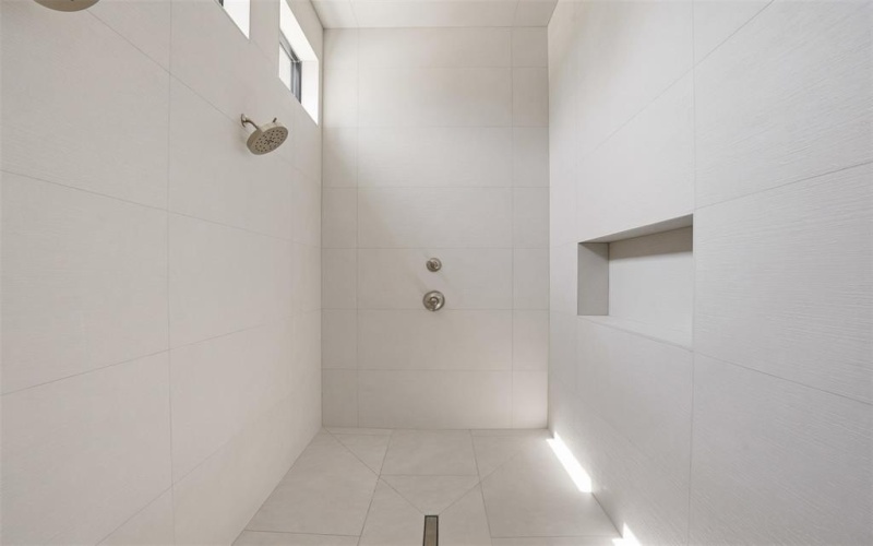 7073 The Resort Boulevard, Fort Worth, TX 76179, 5 Bedrooms Bedrooms, ,6 BathroomsBathrooms,Residential,For Sale,7073 The Resort Boulevard,0,21214200