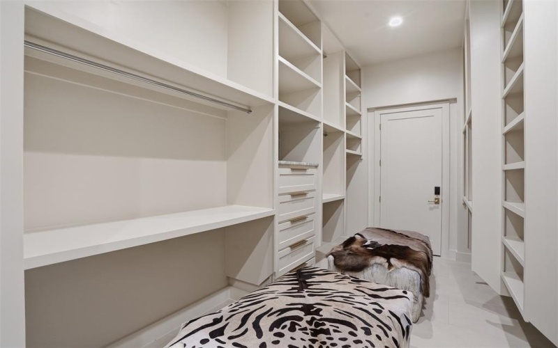 7073 The Resort Boulevard, Fort Worth, TX 76179, 5 Bedrooms Bedrooms, ,6 BathroomsBathrooms,Residential,For Sale,7073 The Resort Boulevard,0,21214200