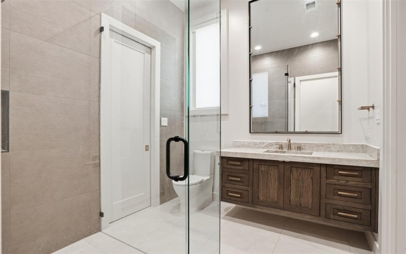 7073 The Resort Boulevard, Fort Worth, TX 76179, 5 Bedrooms Bedrooms, ,6 BathroomsBathrooms,Residential,For Sale,7073 The Resort Boulevard,0,21214200