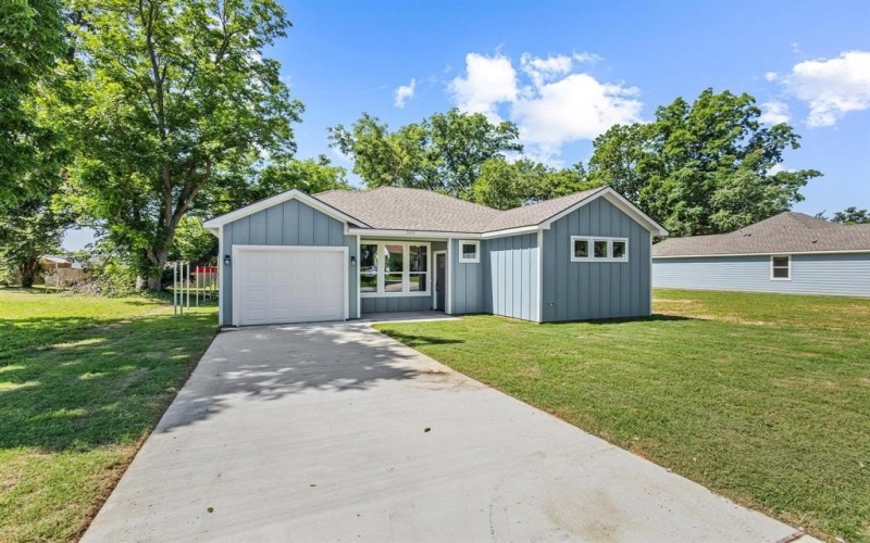 508 Florence, Denison, TX 75020, 3 Bedrooms Bedrooms, ,2 BathroomsBathrooms,Residential,For Sale,508 Florence,0,21215573