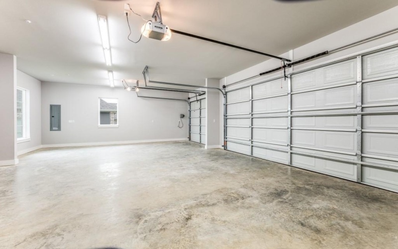 4585 Cascades Boulevard, Tyler, TX 75709, 5 Bedrooms Bedrooms, ,5 BathroomsBathrooms,Residential,For Sale,4585 Cascades Boulevard,0,21216249