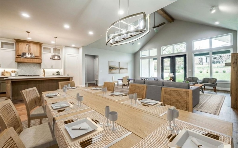 4585 Cascades Boulevard, Tyler, TX 75709, 5 Bedrooms Bedrooms, ,5 BathroomsBathrooms,Residential,For Sale,4585 Cascades Boulevard,0,21216249