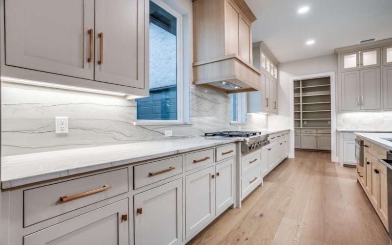 2424 Bellview Circle, Tyler, TX 75709, 5 Bedrooms Bedrooms, ,6 BathroomsBathrooms,Residential,For Sale,2424 Bellview Circle,0,21217626