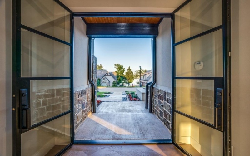 2424 Bellview Circle, Tyler, TX 75709, 5 Bedrooms Bedrooms, ,6 BathroomsBathrooms,Residential,For Sale,2424 Bellview Circle,0,21217626