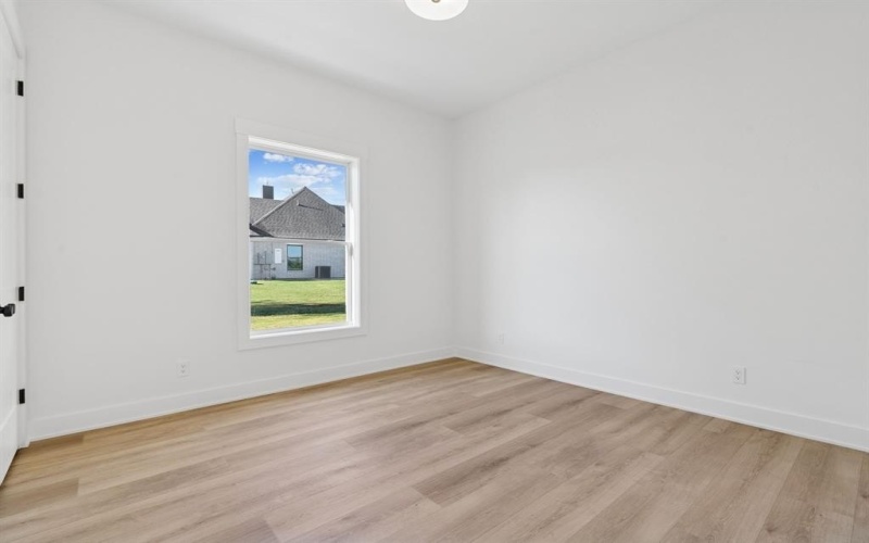 8008 Ben Day Murrin Road N, Fort Worth, TX 76126, 5 Bedrooms Bedrooms, ,2 BathroomsBathrooms,Residential,For Sale,8008 Ben Day Murrin Road N,0,21220540